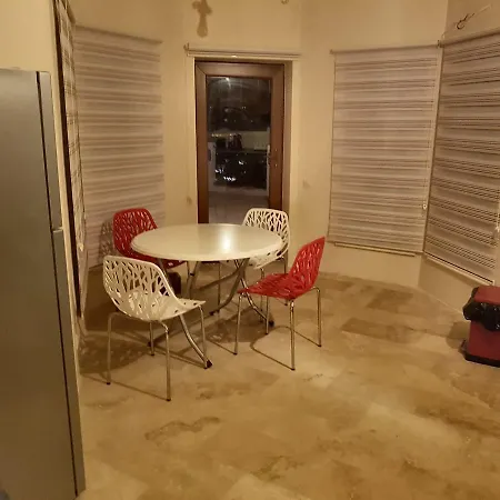 Villeamira 1 Kas